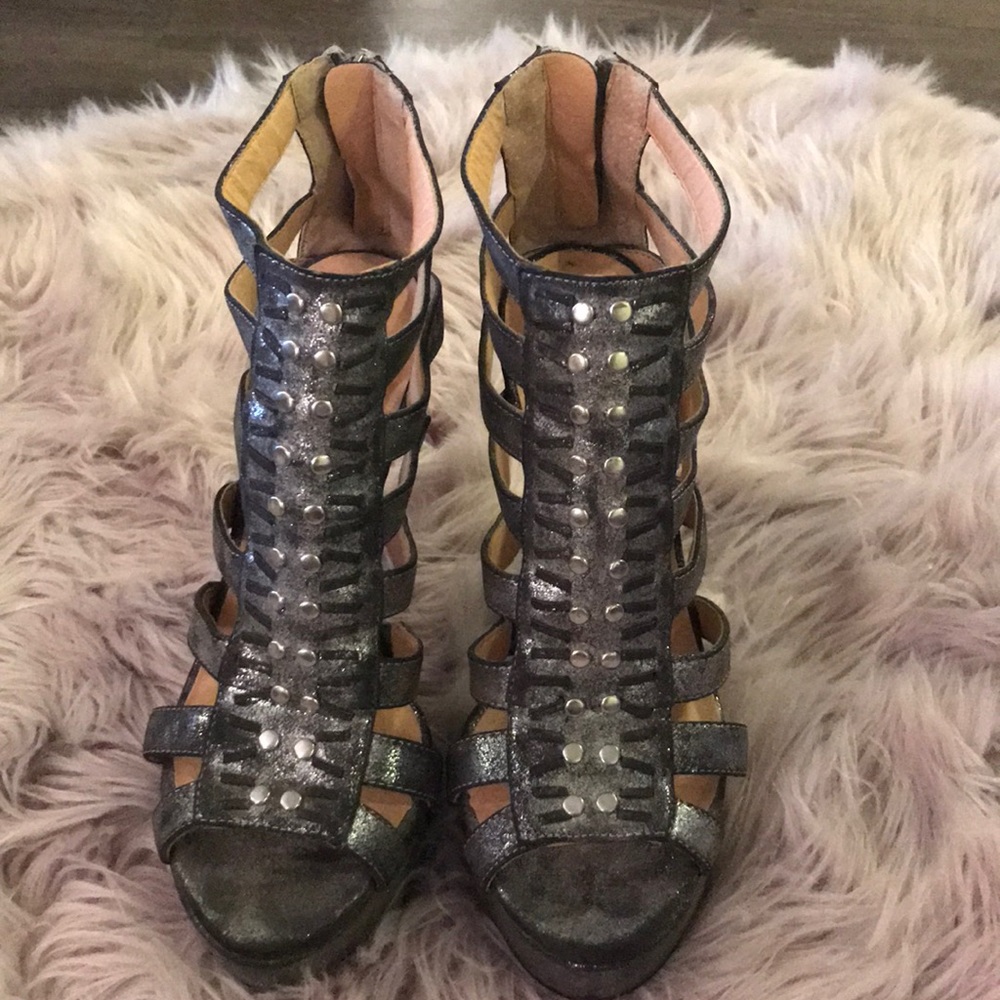 Steve Madden size 7 gladiator sandal